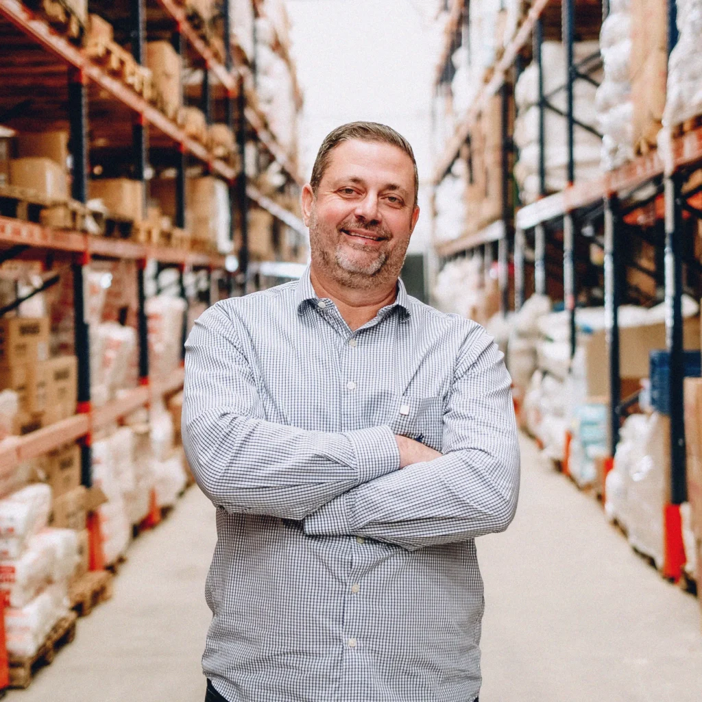 case distribuidoras target sistemas: Mantiqueira